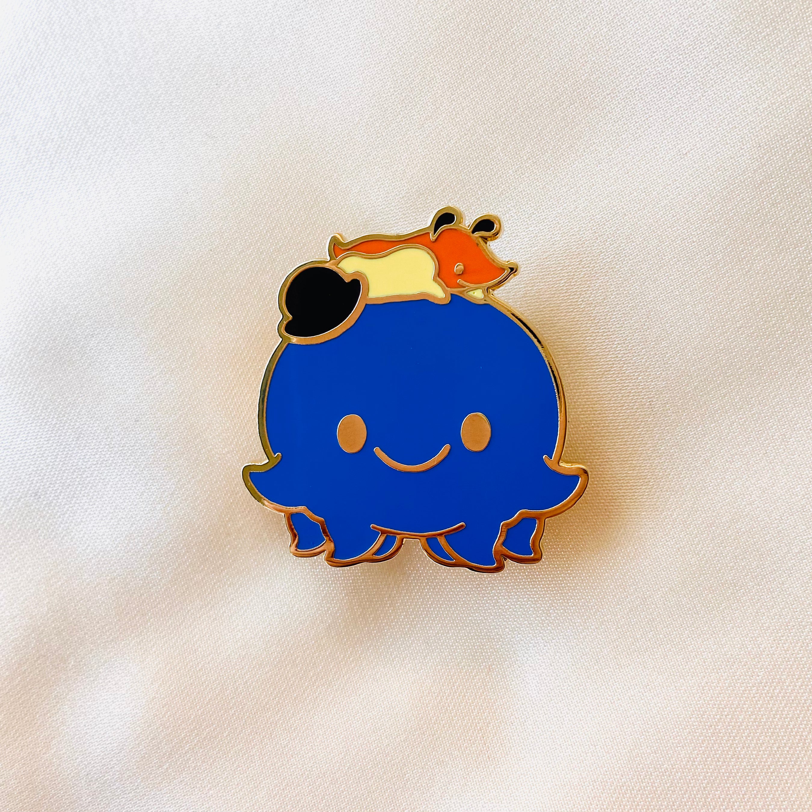 Oswald & Weenie Pin